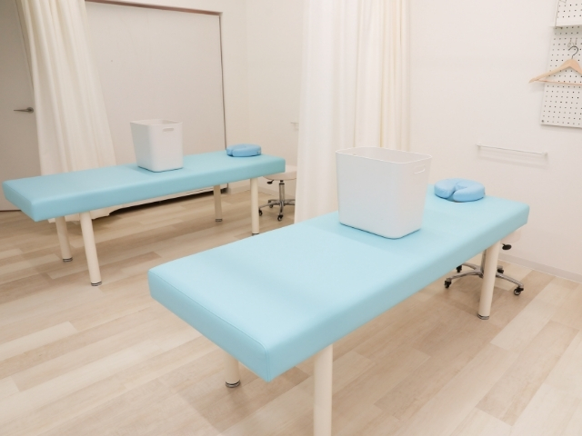 施術ベッド